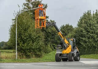 Ładowarki kołowe Mecalac AS900tele