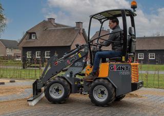 Ładowarki kołowe Giant G1200