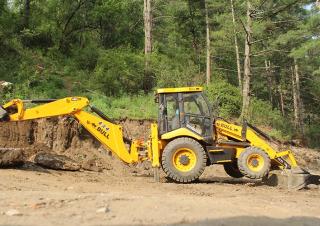 Ładowarki kołowe Bull HD76 4WD