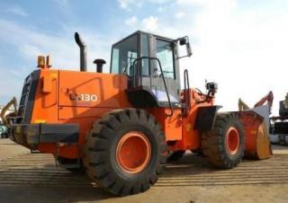 Ładowarki kołowe Hitachi LX 130
