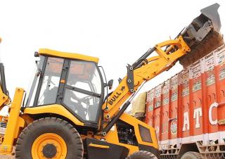 Ładowarki kołowe Bull SMART 60 BHL