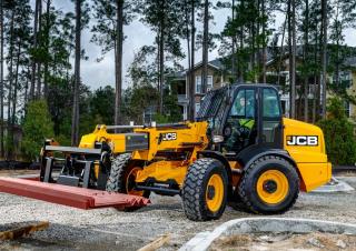 Ładowarki kołowe JCB TM320