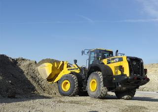 Ładowarki kołowe Komatsu WA470-8E0