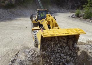Ładowarki kołowe Komatsu WA600-8E0