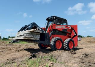 Ładowarki o sterowaniu burtowym Manitou 1650R