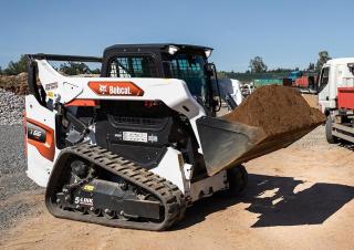 Ładowarki o sterowaniu burtowym Bobcat T66