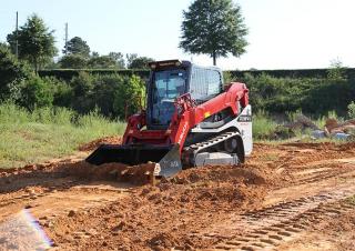 Ładowarki o sterowaniu burtowym Takeuchi TL 10 V2