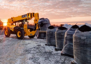 Ładowarki teleskopowe JCB 507-42