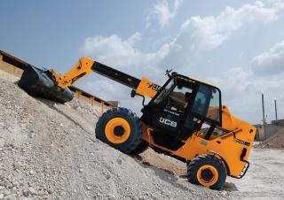 Ładowarki teleskopowe JCB 530-70