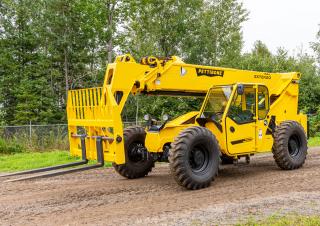 Ładowarki teleskopowe Pettibone Extendo 1544X
