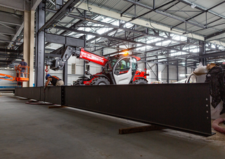 Ładowarki teleskopowe Manitou MT 1335-100 D Standard