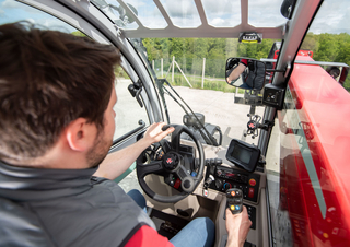 Ładowarki teleskopowe Massey Ferguson TH.8043 H 