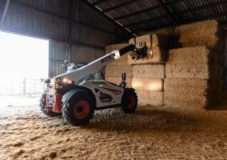 Ładowarki teleskopowe Bobcat TL38.70HF 135 V