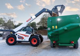 Ładowarki teleskopowe Bobcat TL38.70HF 135 V