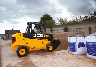 Ładowarki teleskopowe JCB TLT30D 