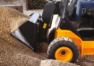 Ładowarki teleskopowe JCB TLT35D