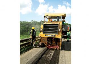 Maszyny do frezowania na zimno Caterpillar PM102