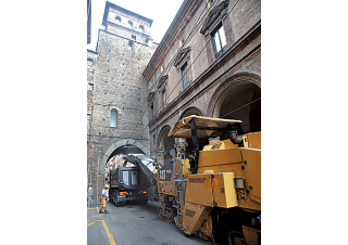 Maszyny do frezowania na zimno Caterpillar PM200 - 2,0M