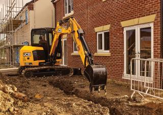 Minikoparki JCB 60C-2