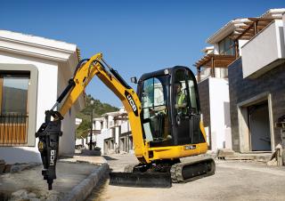 Minikoparki JCB 8018 CTS