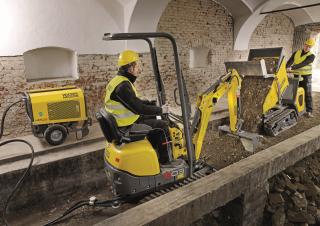 Minikoparki Wacker Neuson 803