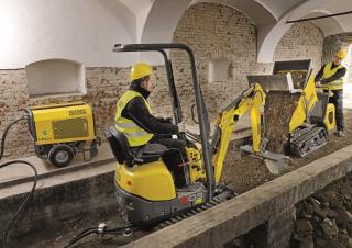 Minikoparki Wacker Neuson 803