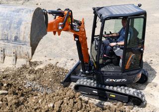 Minikoparki Doosan DX27Z-7