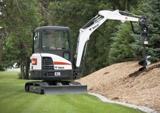 Minikoparki Bobcat E26