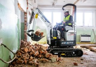 Minikoparki Bobcat E10e