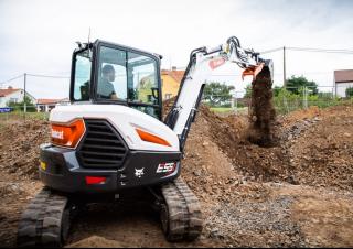 Minikoparki Bobcat E55z