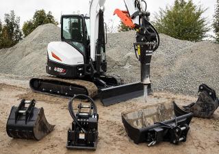 Minikoparki Bobcat E55z
