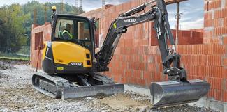 Minikoparki Volvo ECR50D
