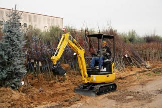 Minikoparki Komatsu PC14R-3