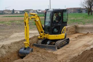 Minikoparki Komatsu PC30-7