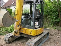 Minikoparki Komatsu PC50MR-2