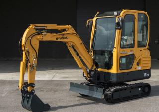Minikoparki Hyundai R 16-9