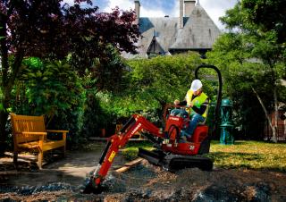 Minikoparki Yanmar SV08-1C