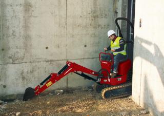 Minikoparki Yanmar SV08-1C