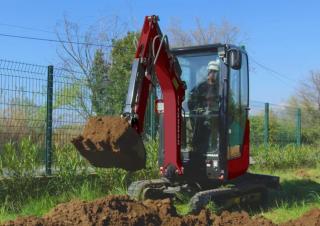 Minikoparki Yanmar SV17VT