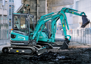Minikoparki Sunward SWE25UF