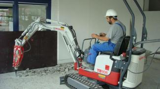 Minikoparki Takeuchi TB 108 Hybrid