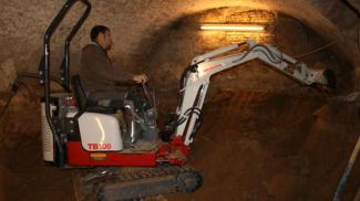 Minikoparki Takeuchi TB 108 Hybrid