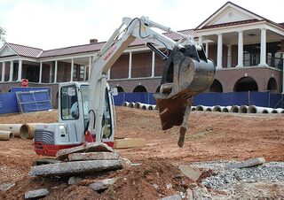 Minikoparki Takeuchi TB 250