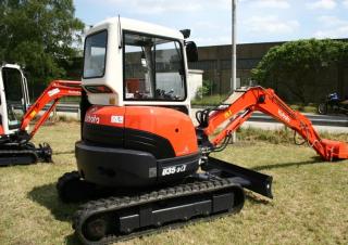 Minikoparki Kubota U35α