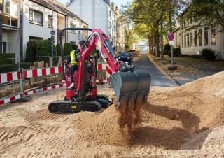 Minikoparki Yanmar ViO12-2A 