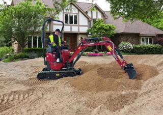 Minikoparki Yanmar ViO12-2A 