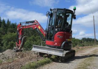 Minikoparki Yanmar ViO27LW-6 