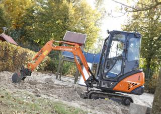Minikoparki Hitachi ZX 14-3