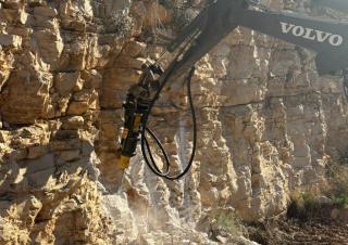 Zaczep Młoty hydrauliczne OSA Demolition Equipment MB 10