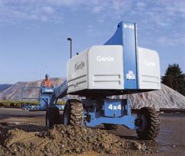 Podnośniki koszowe teleskopowe Kołowe teleskopowe platformy robocze Genie S-40